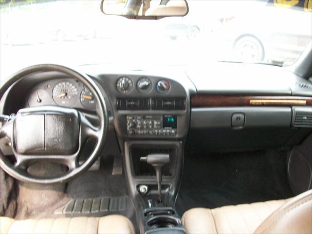 used 1995 Chevrolet Monte Carlo car, priced at $6,995