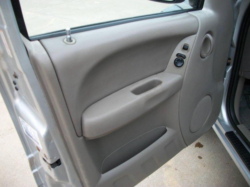 used 2003 Jeep Liberty car, priced at $3,995