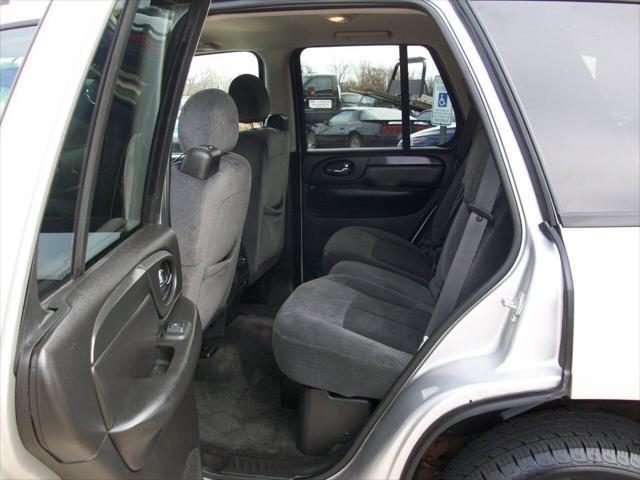 used 2007 GMC Envoy car, priced at $3,495