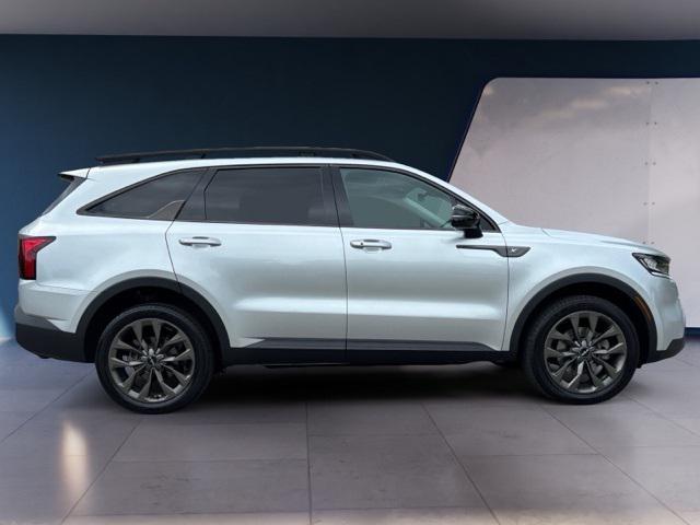 used 2022 Kia Sorento car, priced at $29,900