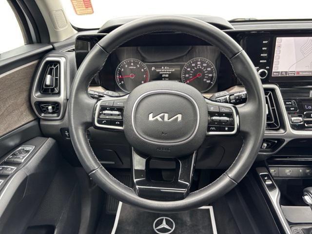 used 2022 Kia Sorento car, priced at $29,900