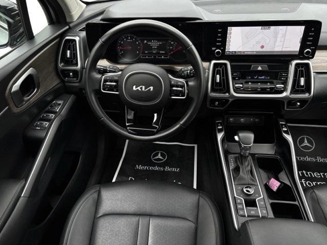used 2022 Kia Sorento car, priced at $29,900