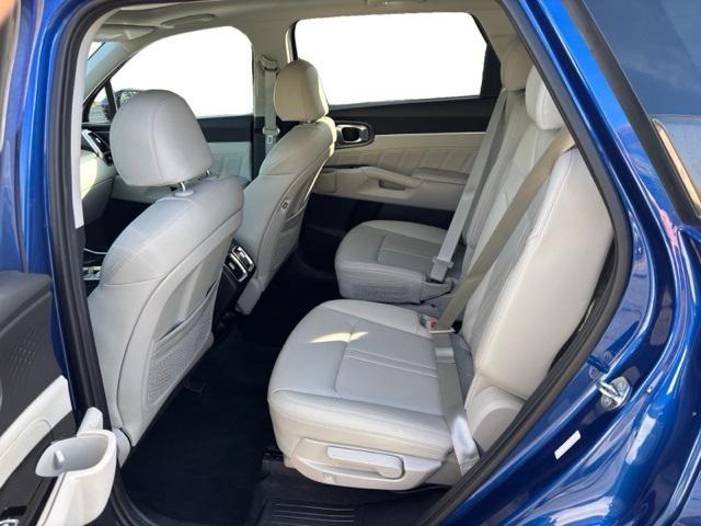 used 2023 Kia Sorento car, priced at $34,200