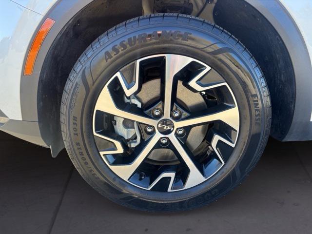 used 2023 Kia Sportage Hybrid car, priced at $26,995
