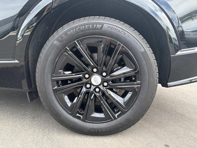 used 2024 Cadillac LYRIQ car, priced at $38,191