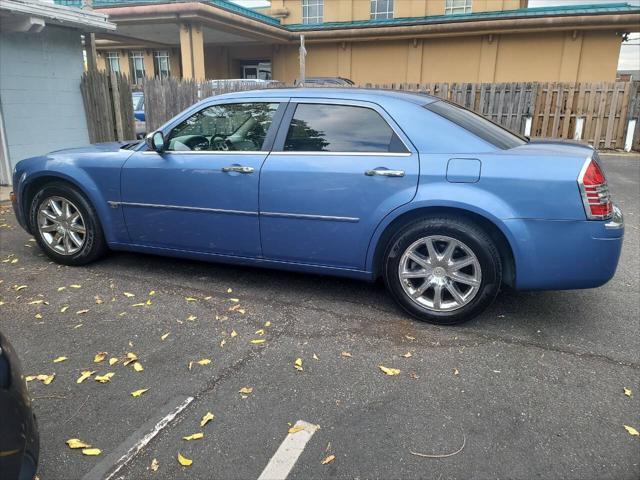 used 2007 Chrysler 300C car, priced at $8,495