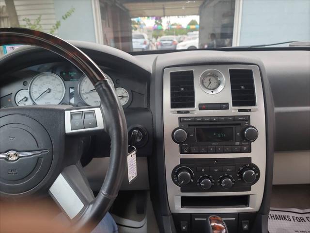 used 2007 Chrysler 300C car, priced at $8,495