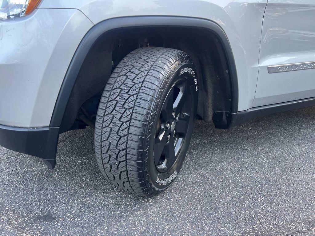 used 2011 Jeep Grand Cherokee car, priced at $9,995