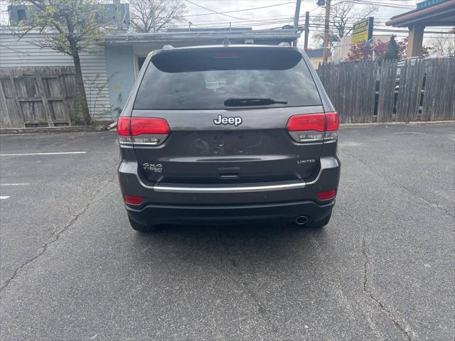 used 2017 Jeep Grand Cherokee car, priced at $15,995