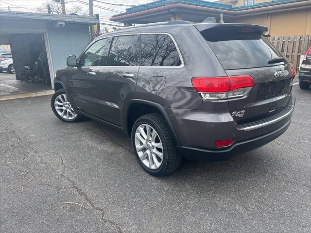 used 2017 Jeep Grand Cherokee car, priced at $15,995