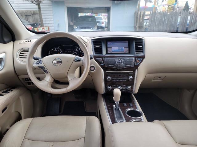 used 2014 Nissan Pathfinder car, priced at $9,995