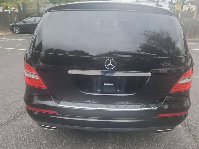 used 2011 Mercedes-Benz R-Class car, priced at $9,495