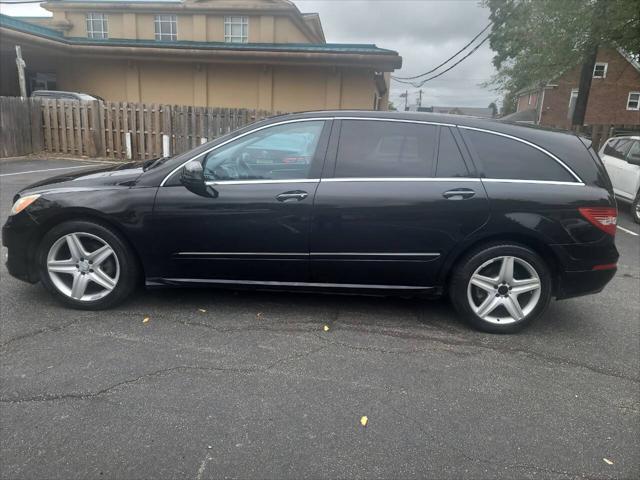 used 2011 Mercedes-Benz R-Class car, priced at $9,495