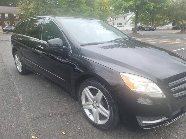 used 2011 Mercedes-Benz R-Class car, priced at $9,495