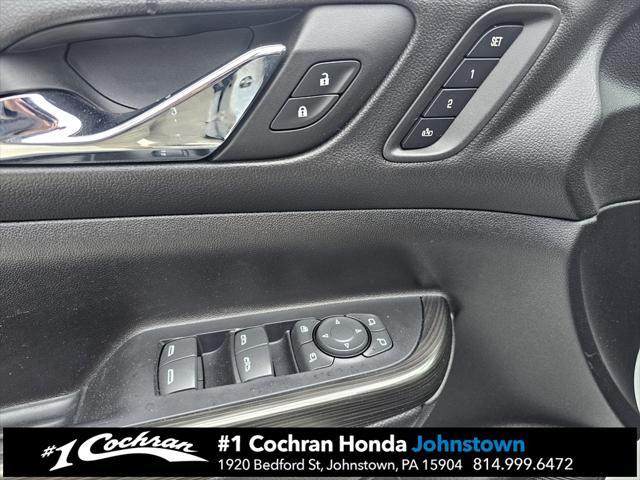 used 2023 GMC Acadia car, priced at $34,555