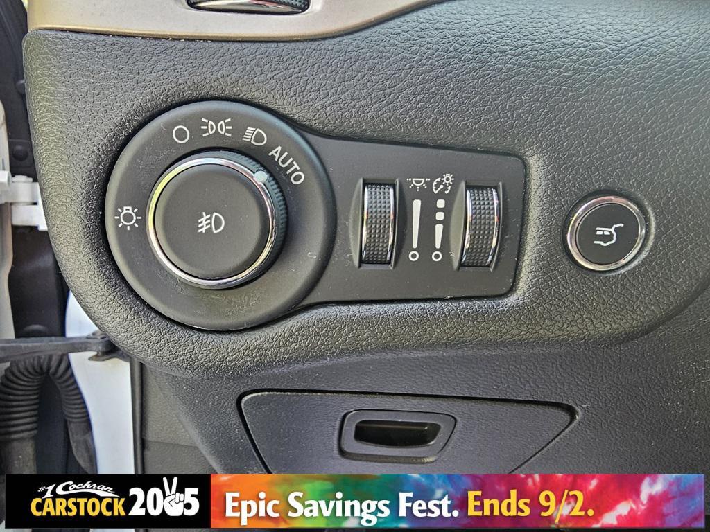used 2014 Jeep Cherokee car, priced at $6,999
