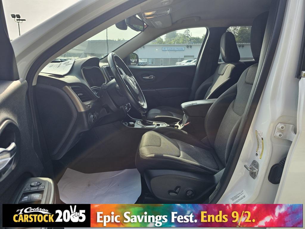 used 2014 Jeep Cherokee car, priced at $6,999
