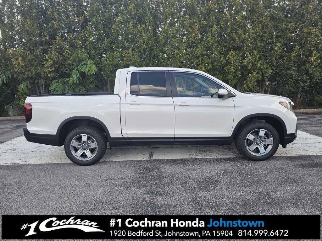 new 2025 Honda Ridgeline car, priced at $39,692