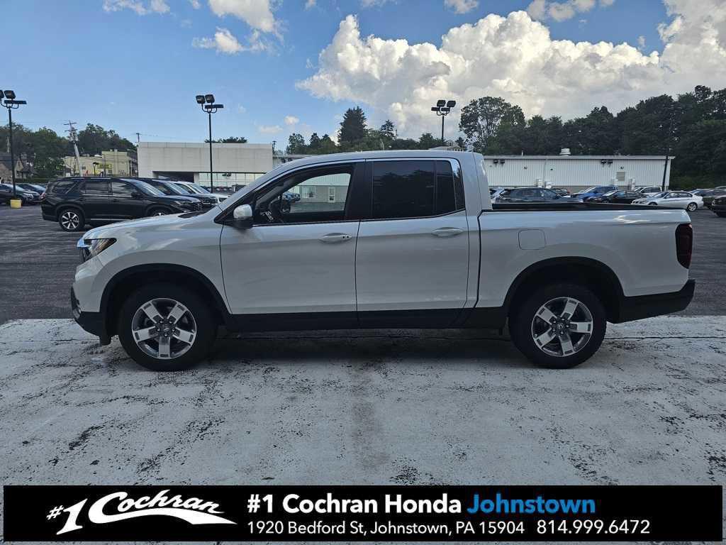new 2025 Honda Ridgeline car, priced at $39,692