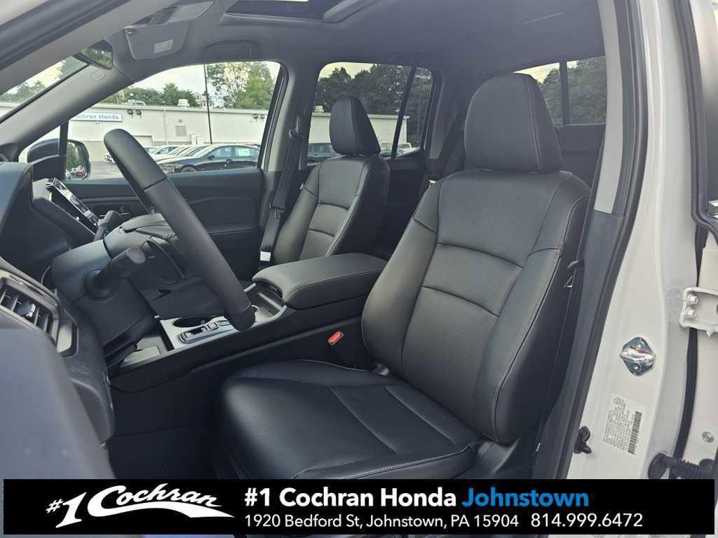 new 2025 Honda Ridgeline car, priced at $39,692