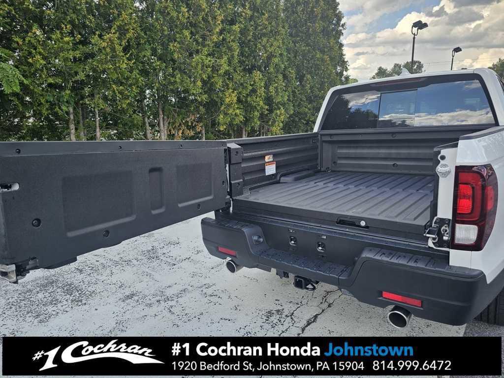 new 2025 Honda Ridgeline car, priced at $39,692