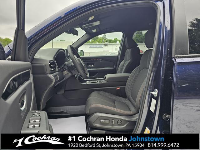new 2025 Honda Pilot car, priced at $41,900