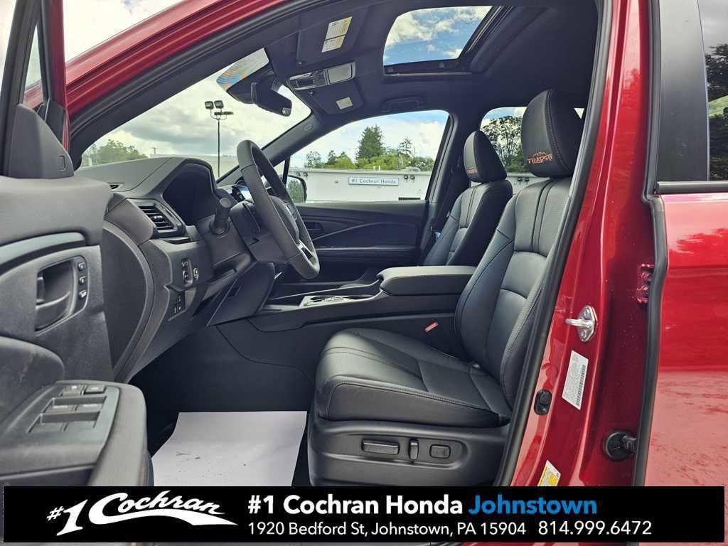 new 2025 Honda Ridgeline car, priced at $41,943