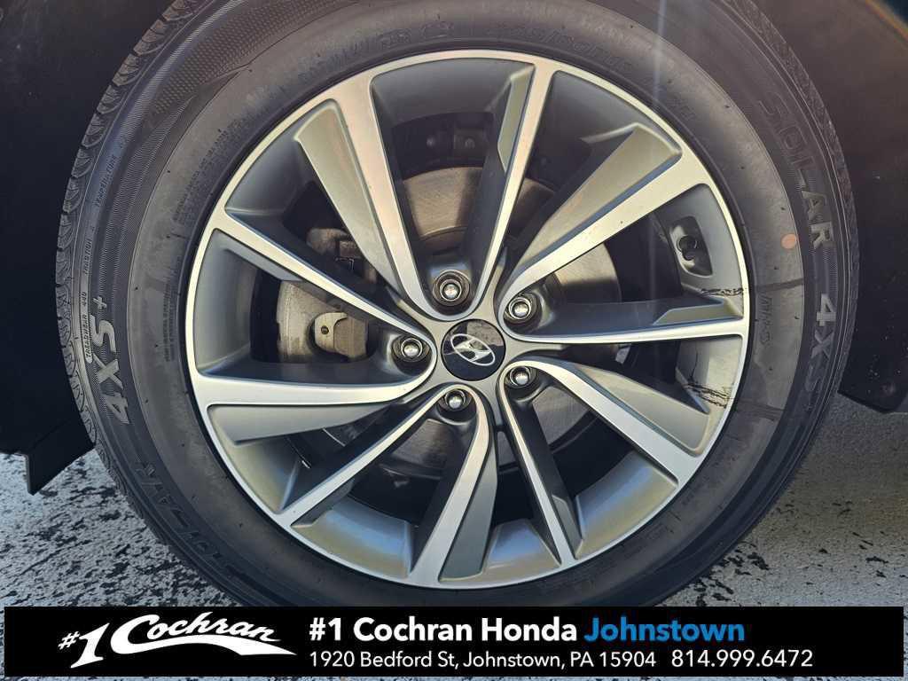 used 2019 Hyundai Santa Fe car, priced at $13,995
