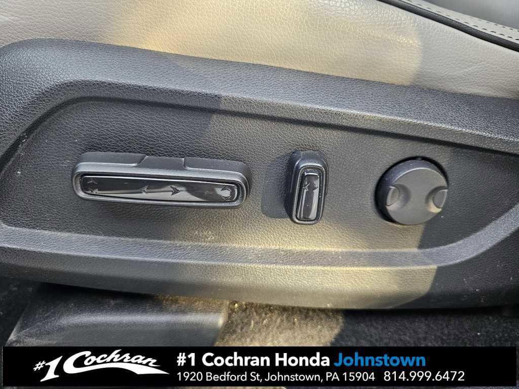 used 2023 Honda Pilot car, priced at $39,754