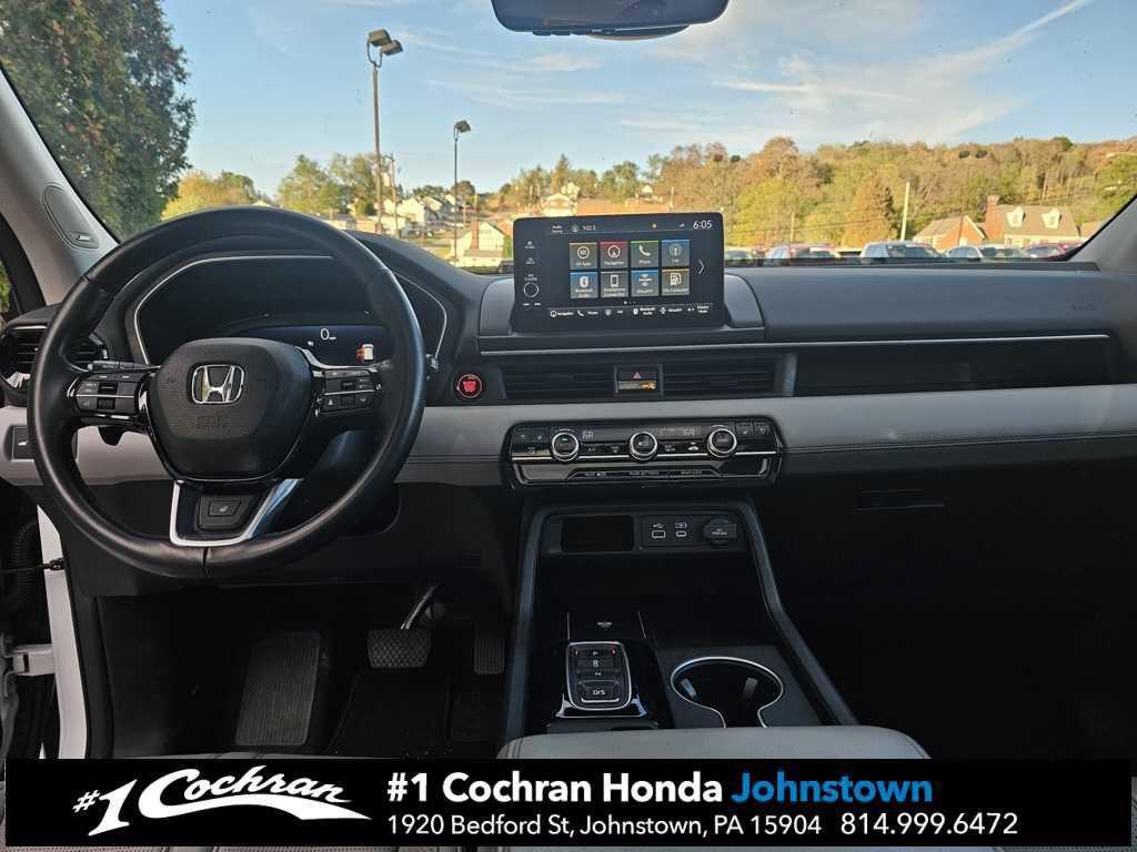 used 2023 Honda Pilot car, priced at $39,754