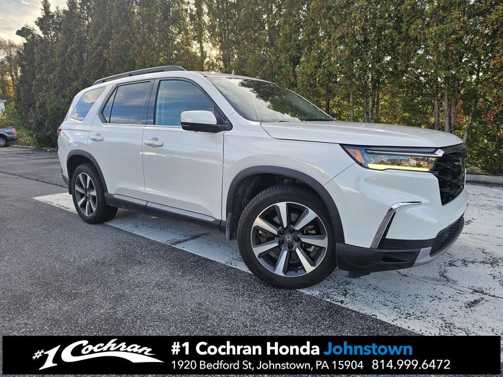 used 2023 Honda Pilot car, priced at $39,955
