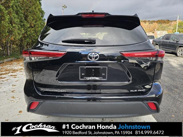 used 2021 Toyota Highlander car, priced at $31,909