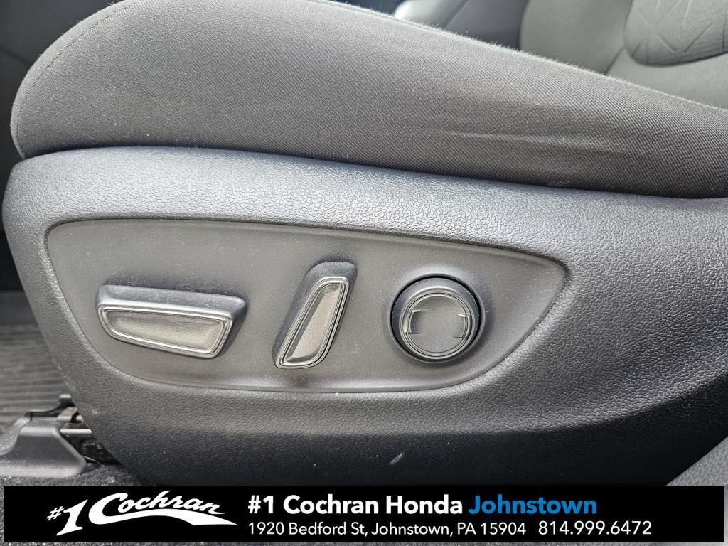 used 2022 Toyota RAV4 Hybrid car, priced at $30,542