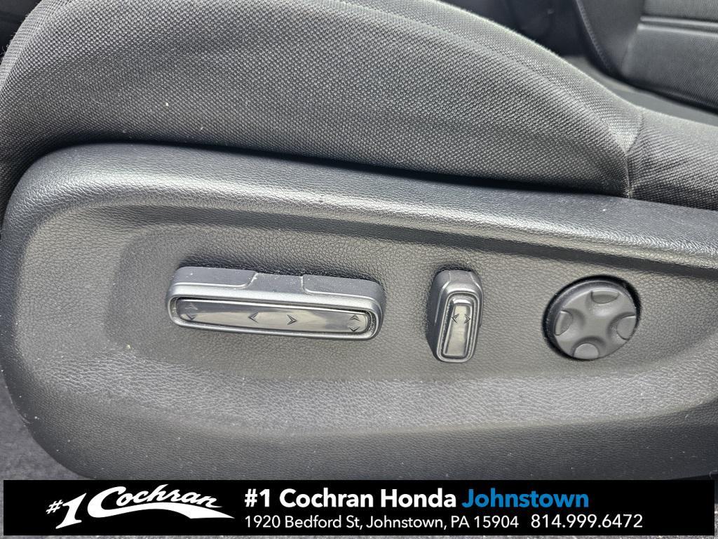 used 2022 Honda CR-V car, priced at $27,990