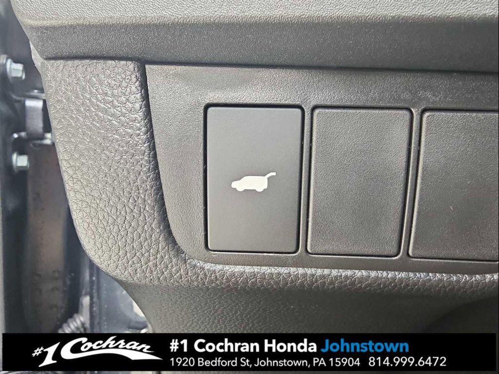 new 2026 Honda CR-V Hybrid car, priced at $39,583