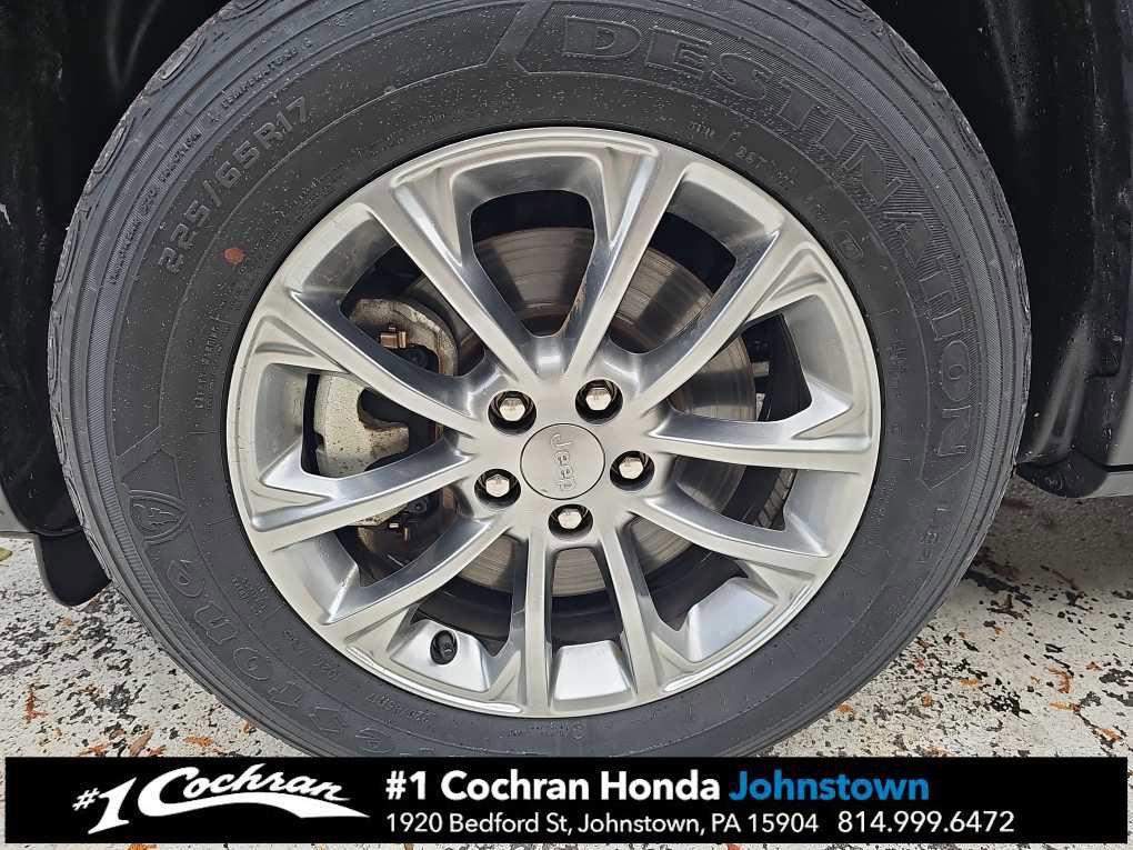 used 2021 Jeep Cherokee car, priced at $21,998