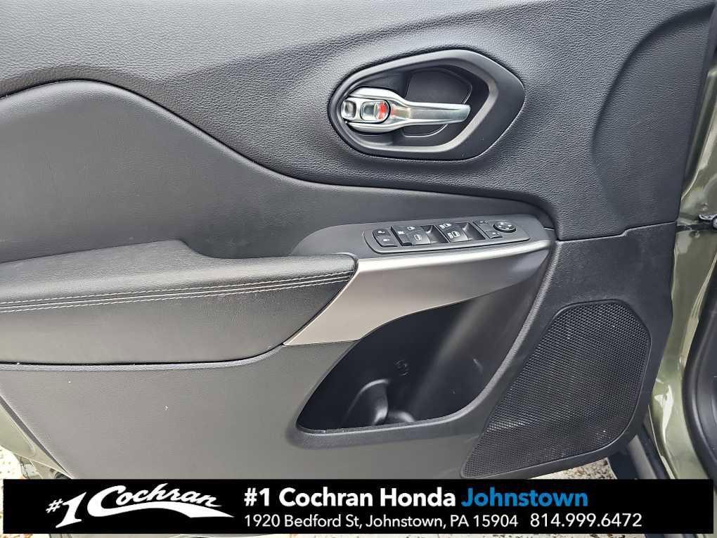 used 2021 Jeep Cherokee car, priced at $21,998