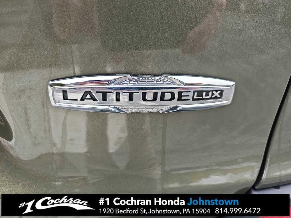 used 2021 Jeep Cherokee car, priced at $21,998