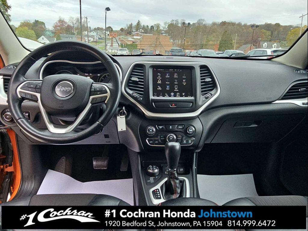 used 2015 Jeep Cherokee car, priced at $12,990