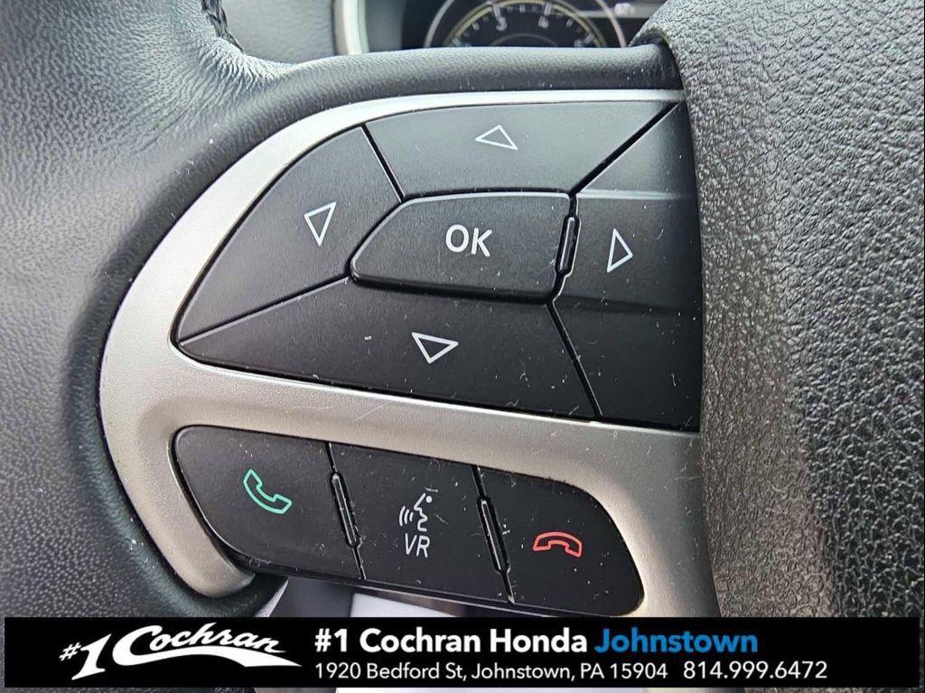 used 2015 Jeep Cherokee car, priced at $12,990