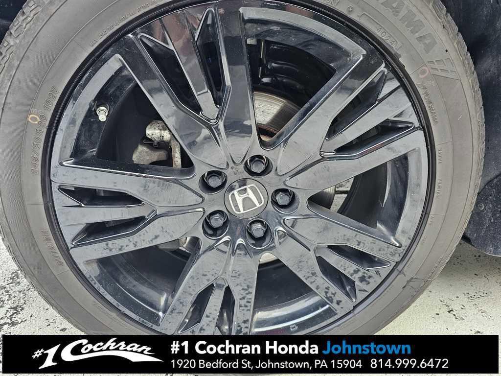 used 2022 Honda Pilot car, priced at $23,495