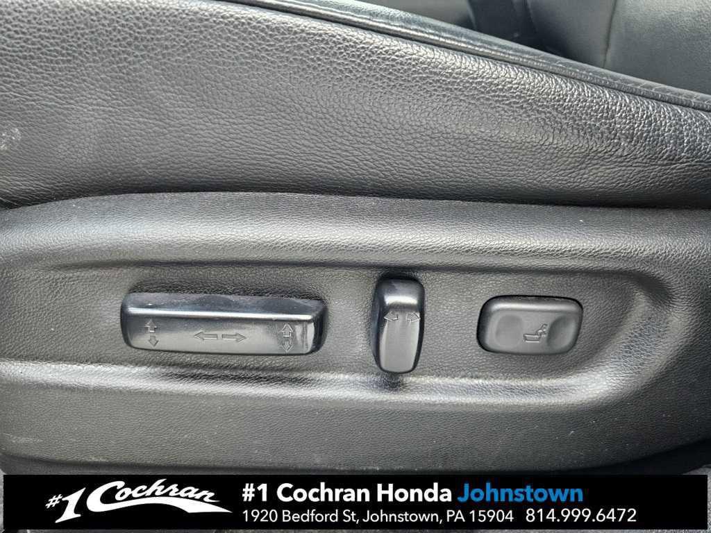 used 2022 Honda Pilot car, priced at $23,495
