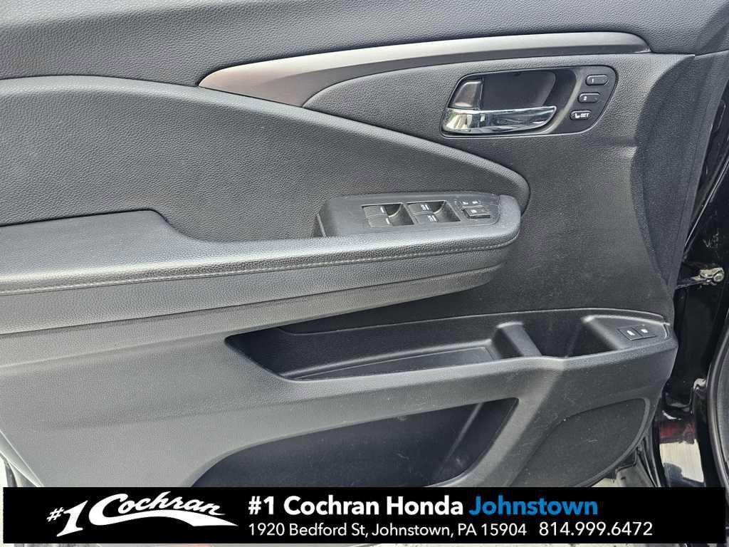 used 2022 Honda Pilot car, priced at $23,495
