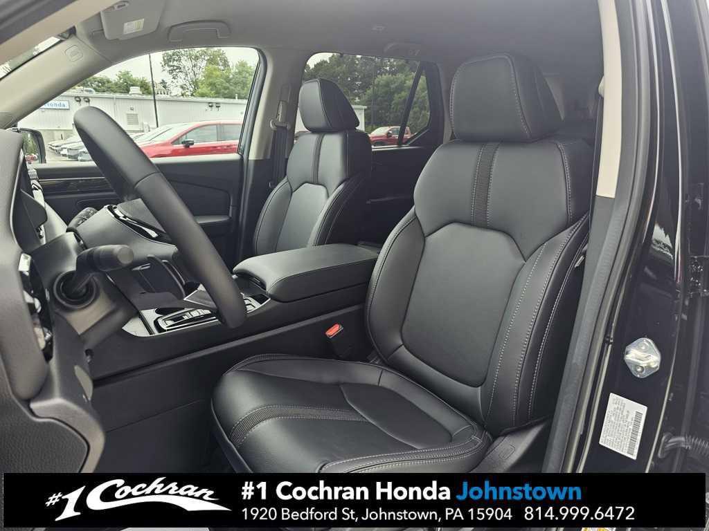 new 2025 Honda Pilot car, priced at $44,923