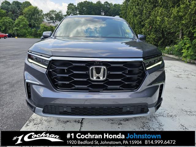 new 2025 Honda Pilot car, priced at $52,680