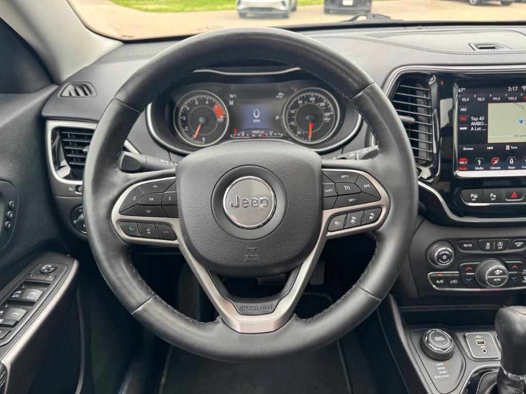 used 2019 Jeep Cherokee car, priced at $14,995