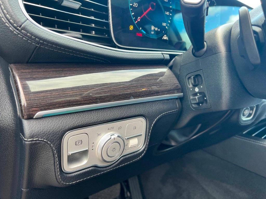 used 2022 Mercedes-Benz GLE 350 car, priced at $38,995