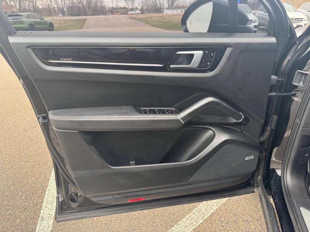used 2021 Porsche Cayenne car, priced at $34,995