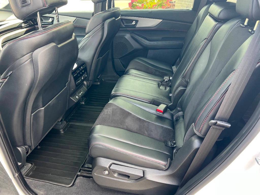 used 2024 Acura MDX car, priced at $47,995