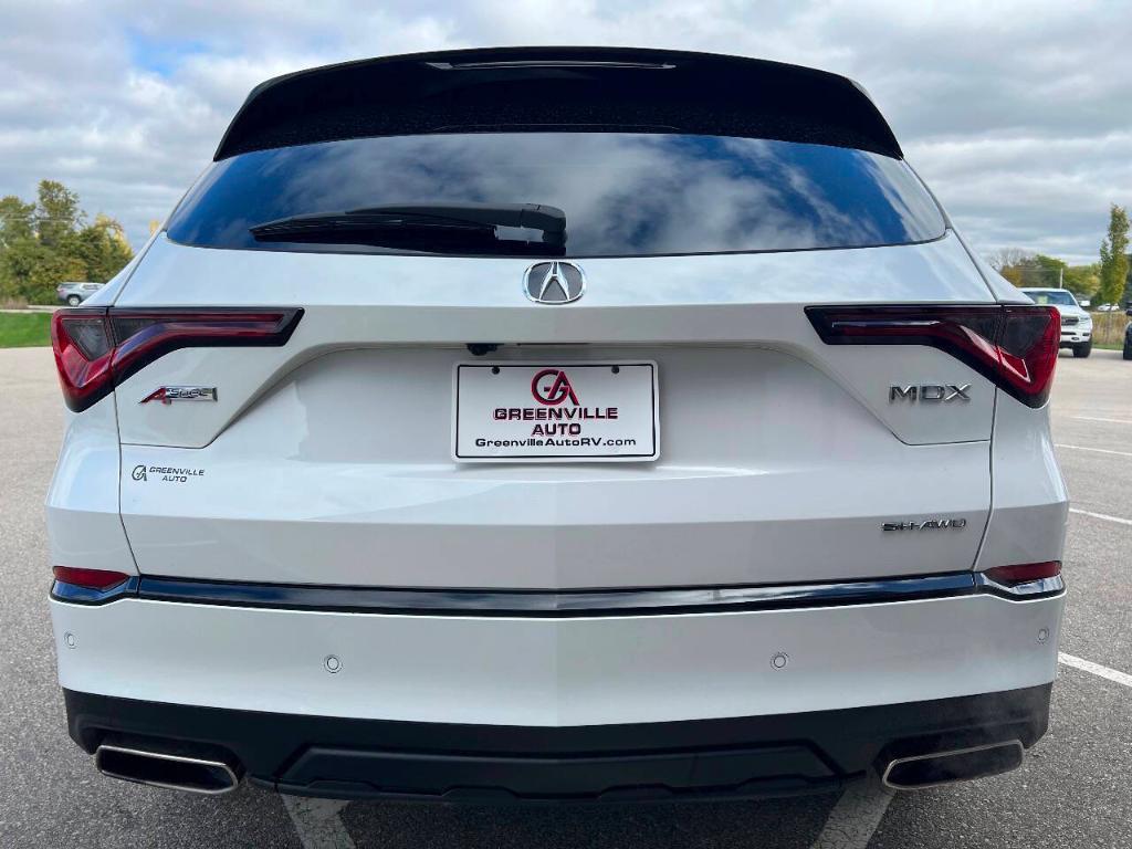 used 2024 Acura MDX car, priced at $47,995